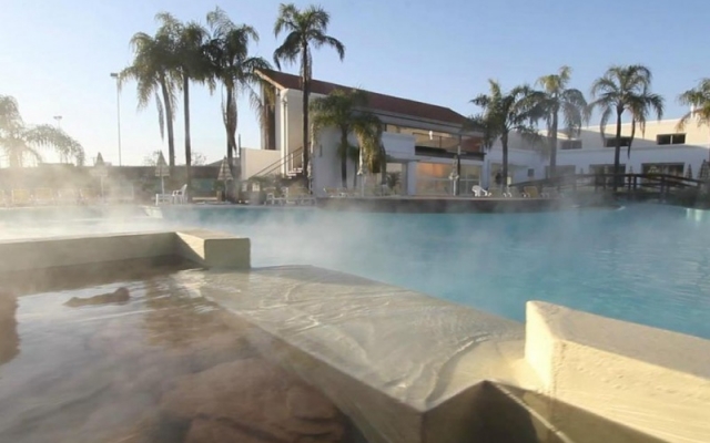 TERMAS DE RIO HONDO DELUXE