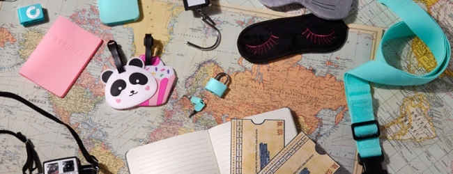 15 accesorios esenciales para viajar