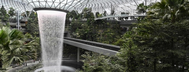 La JOYA del aeropuerto de Singapur